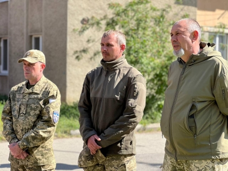 «Хто як не я, я там потрібен» - з цими словами Андрій пішов на фронт.